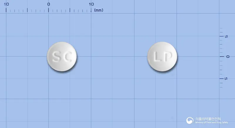 레푸로진정(레보드로프로피진) 앞뒤 사진 (흰색 원형, 각인 SC / LP)