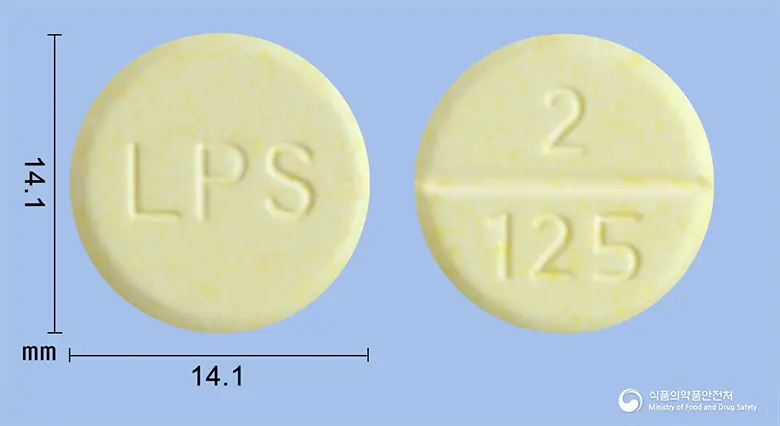 로페시콘츄정 앞뒤 사진 (노란색 원형, 각인 LPS / 2 125)