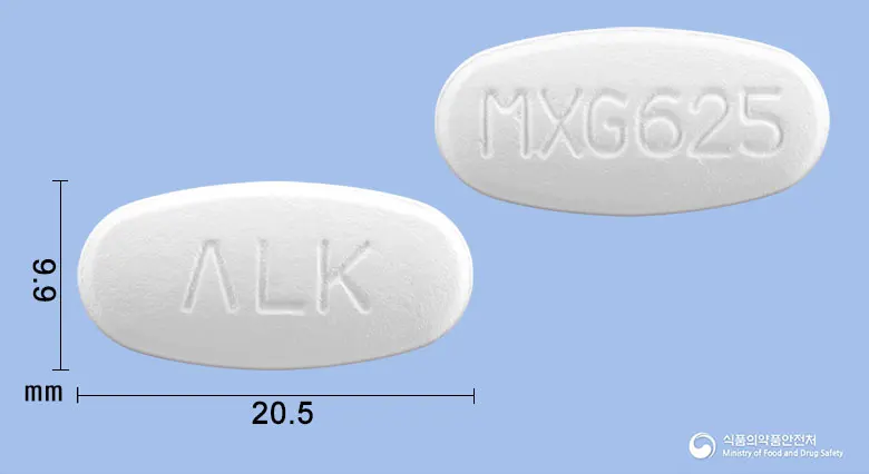 맥스실린정625밀리그램 앞뒤 사진 (흰색 타원형, 각인 ΛLK / MXG625)