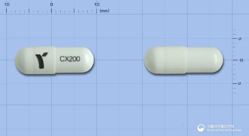 쎄레시브캡슐200mg(세레콕시브) 앞뒤 사진 (흰색 캡슐, 각인 CX200)