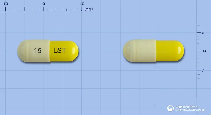 란사톤캡슐15mg(란소프라졸과립) 앞뒤 사진 (흰색 캡슐, 각인 15 LST)