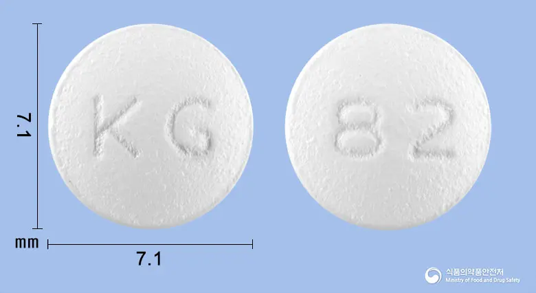 도네세트정5mg(도네페질염산염수화물) 앞뒤 사진 (흰색 원형, 각인 KG / 82)