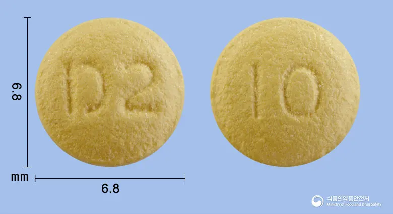 라베라정10mg(라베프라졸나트륨) 앞뒤 사진 (노란색 원형, 각인 D2 / 10)