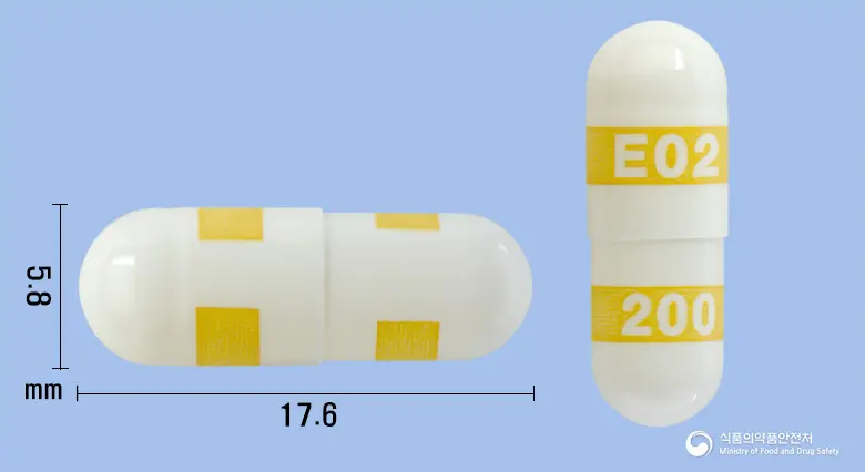 쎄렉스타캡슐200mg(세레콕시브) 앞뒤 사진 (흰색 캡슐, 각인 E02200)