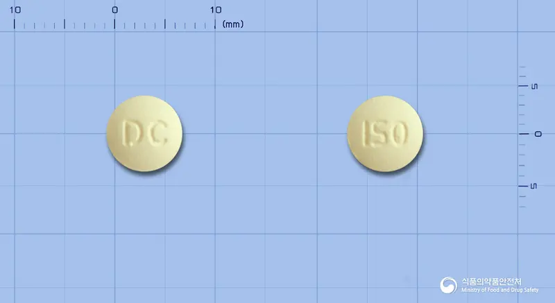 유토케어정5mg(솔리페나신숙신산염) 앞뒤 사진 (노란색 원형, 각인 DC / 150)
