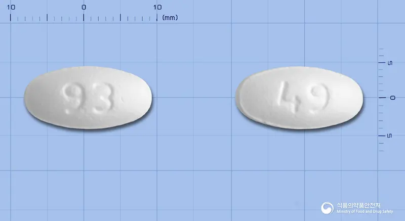 테바메트포르민정850mg(메트포르민염산염) 앞뒤 사진 (흰색 타원형, 각인 93 / 49)