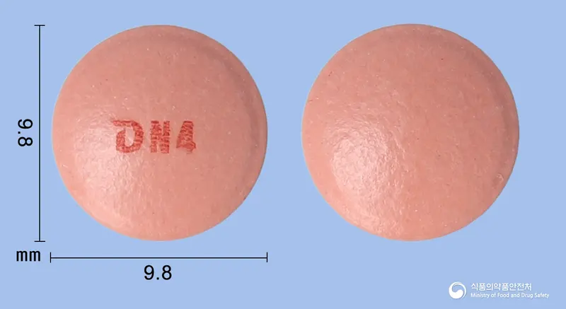 에스오엠정40mg(에스오메프라졸마그네슘삼수화물) 앞뒤 사진 (분홍색 원형, 각인 N4)