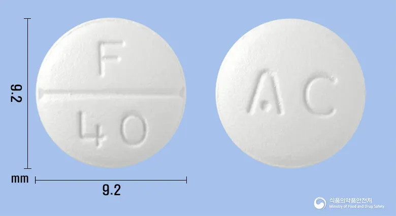 패북소정40밀리그램(페북소스타트) 앞뒤 사진 (흰색 원형, 각인 F 40 / AC)