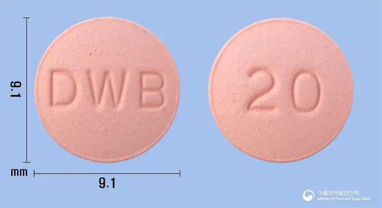 크라틴정20밀리그램(로수바스타틴칼슘) 앞뒤 사진 (분홍색 원형, 각인 DWB / 20)