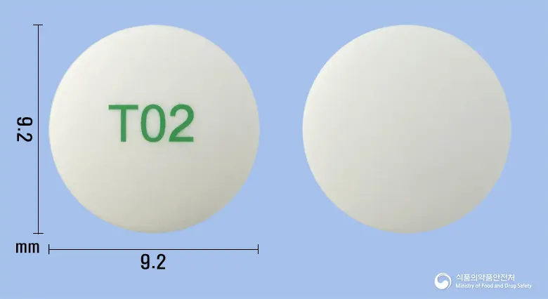 시워날서방정0.2mg(탐스로신염산염) 앞뒤 사진 (흰색 원형, 각인 T02)