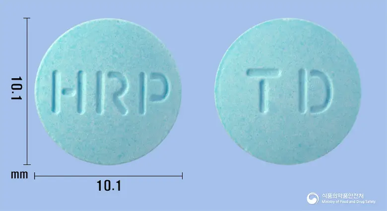 에르페정(아시클로버) 앞뒤 사진 (파란색 원형, 각인 HRP / TD)