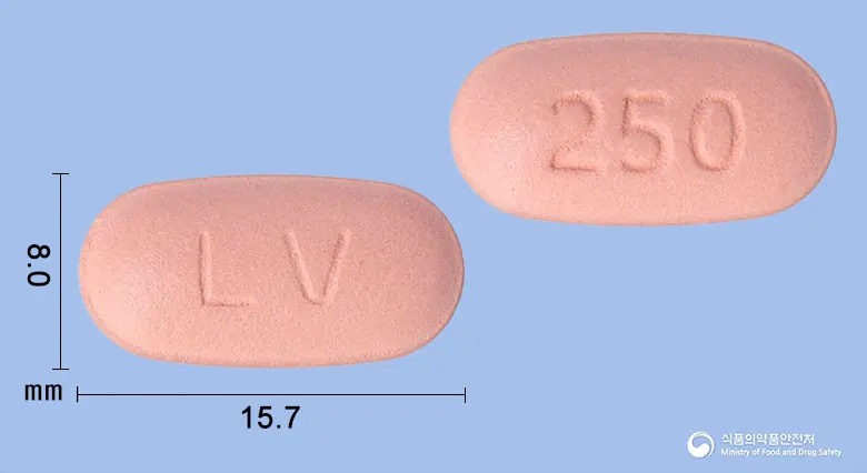 레보푸라신정250밀리그램(레보플록사신수화물) 앞뒤 사진 (분홍색 타원형, 각인 LV / 250)