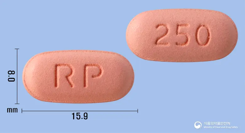 알피레보플록사신정250mg(레보플록사신수화물) 앞뒤 사진 (분홍색 타원형, 각인 RP / 250)