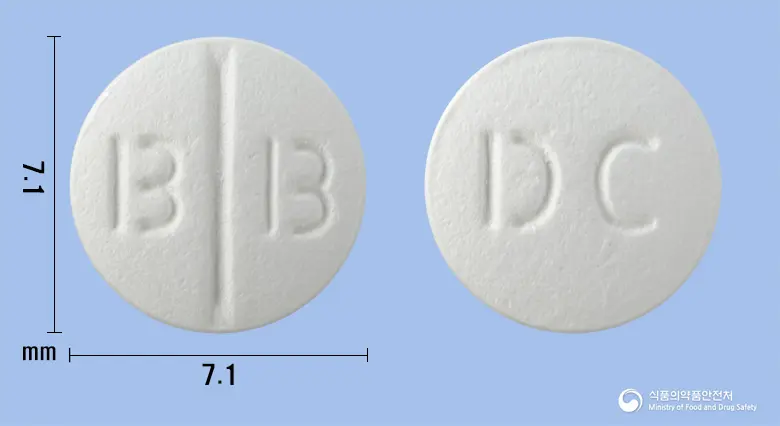 베포틴정10밀리그램(베포타스틴베실산염) 앞뒤 사진 (흰색 원형, 각인 B B / DC)