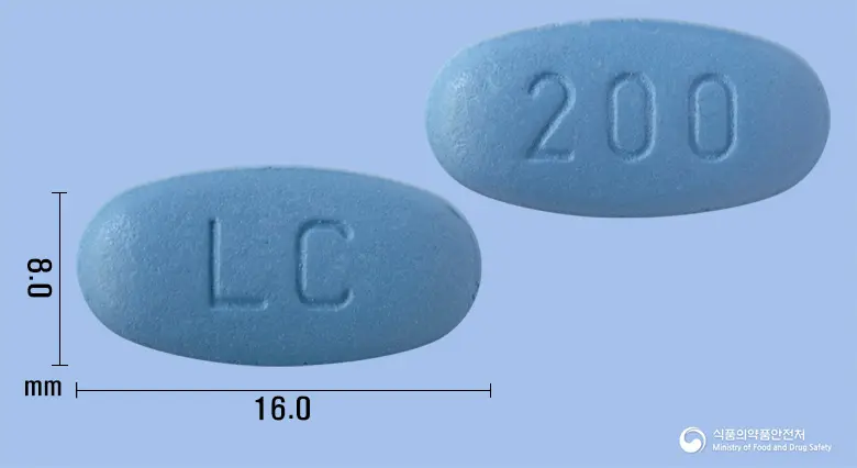 라코정200밀리그램(라코사미드) 앞뒤 사진 (파란색 타원형, 각인 LC / 200)