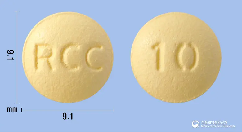 알츠케어정10밀리그램(도네페질염산염수화물) 앞뒤 사진 (노란색 원형, 각인 RCC / 10)