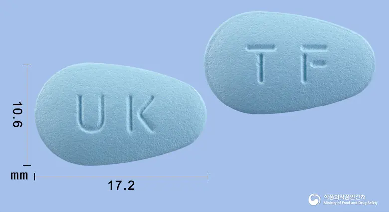 테노비르정(테노포비르디소프록실푸마르산염) 앞뒤 사진 (파란색 기타, 각인 UK / TF)