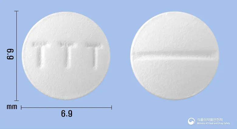 타리틴정10mg(베포타스틴베실산염) 앞뒤 사진 (흰색 원형, 각인 TTT)
