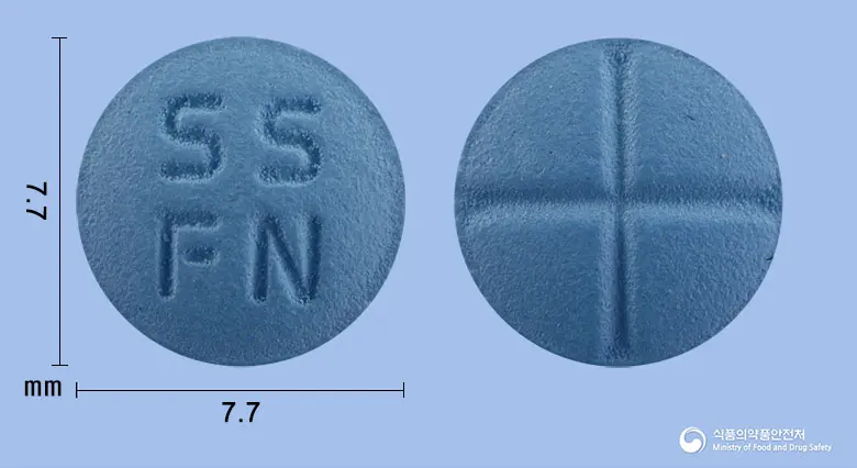 삼성피나스테리드정5밀리그램 앞뒤 사진 (파란색 원형, 각인 SSFN)