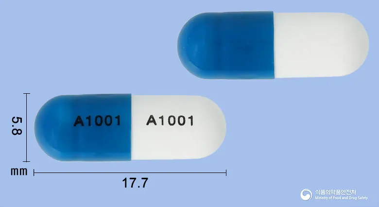 갈라폴드캡슐(미갈라스타트염산염) 앞뒤 사진 (파란색 캡슐, 각인 A1001 A1001)