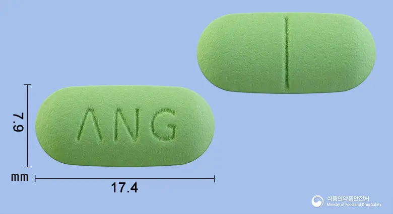 뉴치옥트민정(알티옥트산트로메타민염) 앞뒤 사진 (연두색 장방형, 각인 ΛNG)