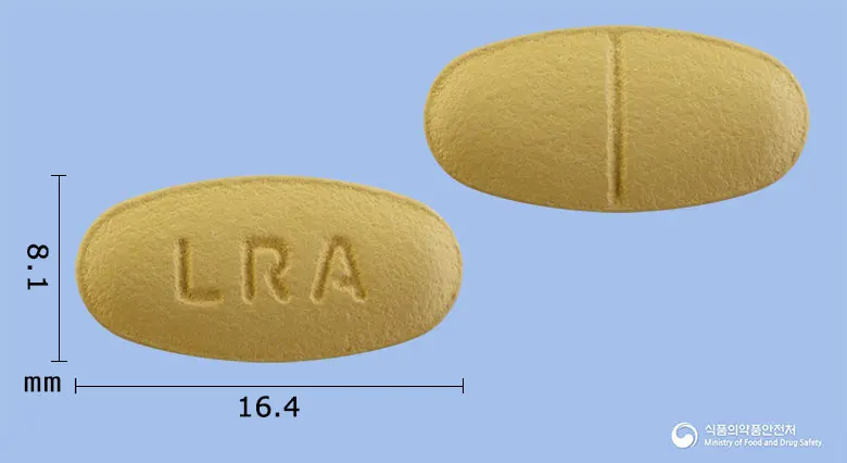 릴리아정 앞뒤 사진 (노란색 타원형, 각인 LRA)