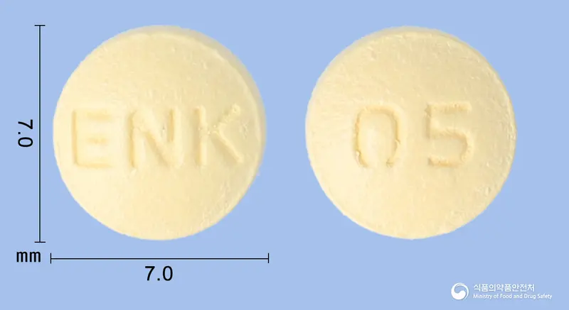 로수반정5mg(로수바스타틴칼슘) 앞뒤 사진 (주황색 원형, 각인 ENK / 05)