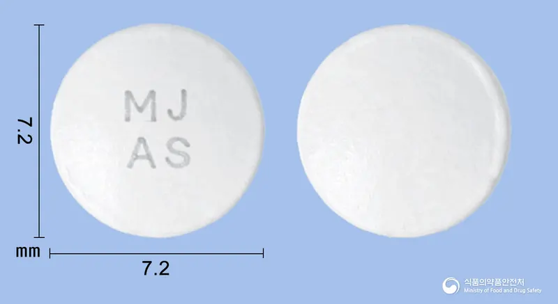 마더스아스피린장용정100mg(아스피린) 앞뒤 사진 (흰색 원형, 각인 MJAS)