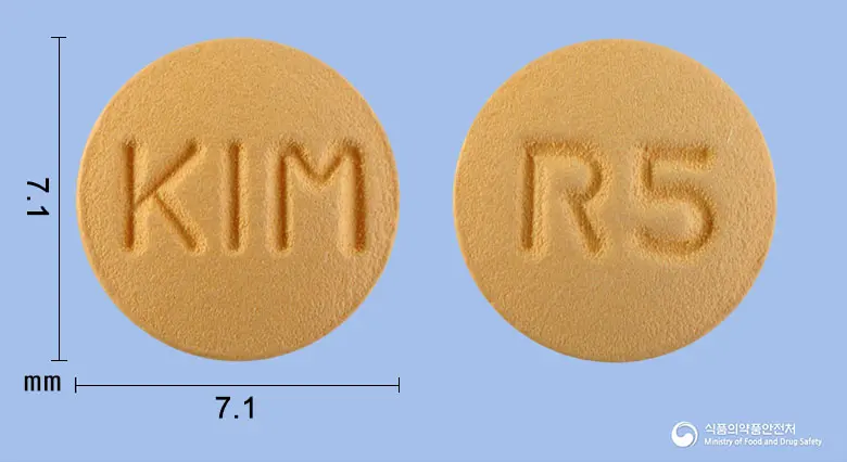 로수박정5mg(로수바스타틴칼슘) 앞뒤 사진 (주황색 원형, 각인 KIM / R5)