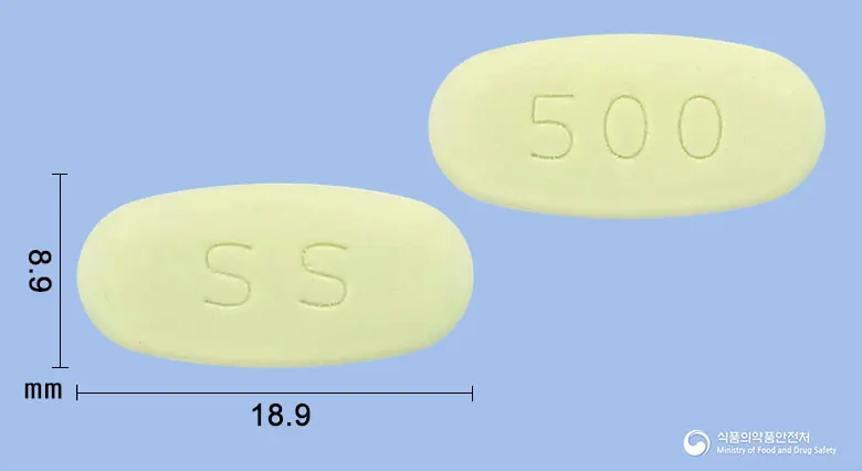 삼성클래리트로마이신정500밀리그램 앞뒤 사진 (연두색 타원형, 각인 SS / 500)
