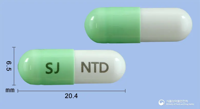 뉴스타틴듀오캡슐 앞뒤 사진 (연두색 캡슐, 각인 SJ NTD)