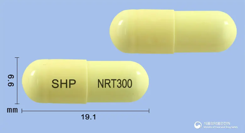 뉴론텍캡슐300밀리그램(가바펜틴) 앞뒤 사진 (노란색 캡슐, 각인 SHP NRT300)