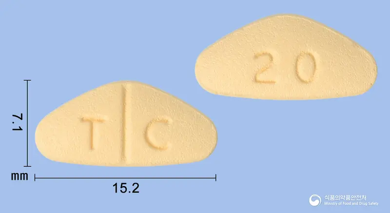 고든정20mg(타다라필) 앞뒤 사진 (주황색 삼각형, 각인 T C / 20)