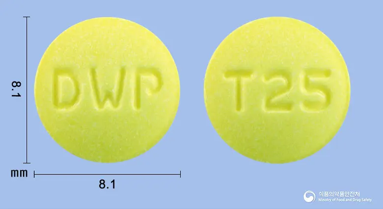 투티네콜정(베타네콜염화물) 앞뒤 사진 (노란색 원형, 각인 DWP / T25)