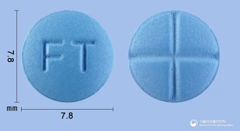 피나세트정5mg(피나스테리드) 앞뒤 사진 (파란색 원형, 각인 FT)