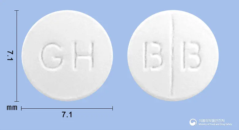베포티정(베포타스틴베실산염) 앞뒤 사진 (흰색 원형, 각인 GH / B B)