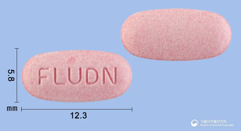 대원바이오텍플루코나졸정150mg(플루코나졸) 앞뒤 사진 (분홍색 타원형, 각인 FLUDN)