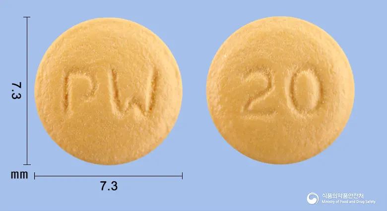 파리원정20mg(라베프라졸나트륨) 앞뒤 사진 (노란색 원형, 각인 PW / 20)