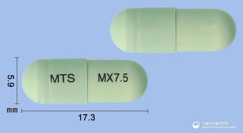 멜록시엠캡슐7.5밀리그램(멜록시캄) 앞뒤 사진 (초록색 캡슐, 각인 MTS MX7.5)