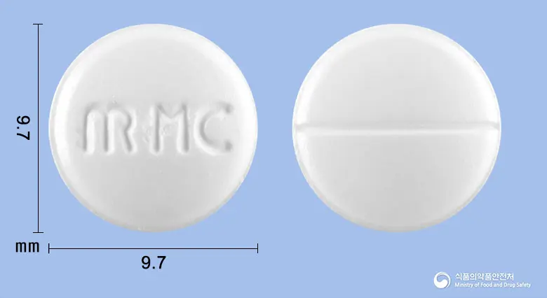 미소쿨정 앞뒤 사진 (흰색 원형, 각인 MC)