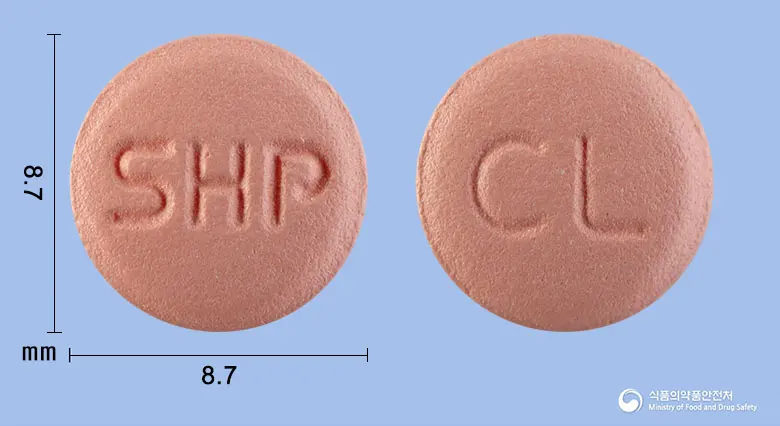 클로드릴정(클로피도그렐황산수소염) 앞뒤 사진 (분홍색 원형, 각인 SHP / CL)