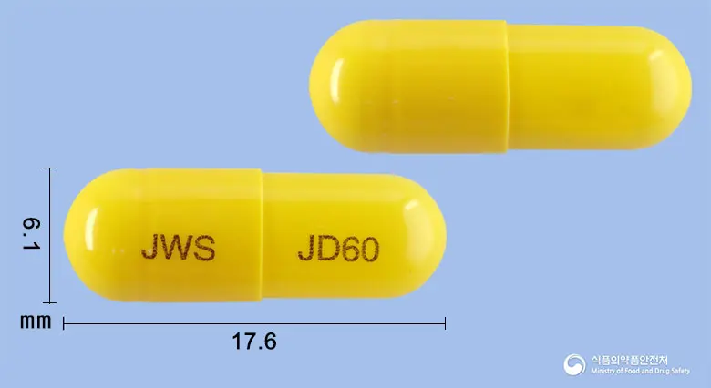 제이다운캡슐60밀리그램(오르리스타트) 앞뒤 사진 (노란색 캡슐, 각인 JWS JD60)