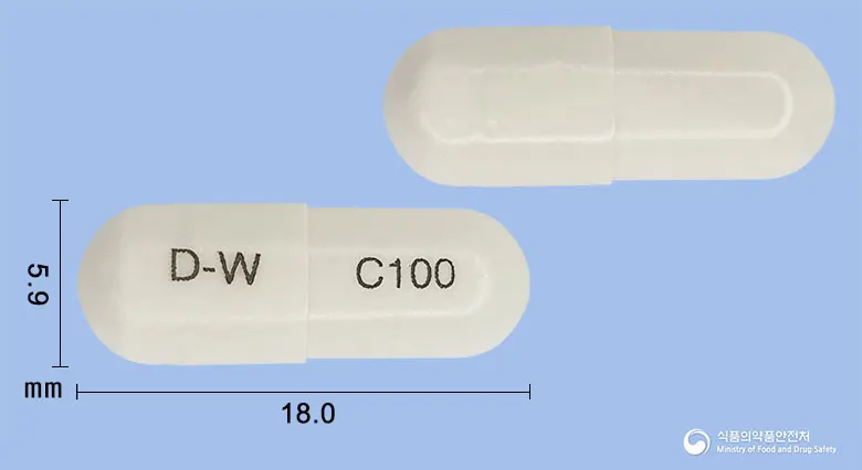 시렌탈서방캡슐100밀리그램(실로스타졸) 앞뒤 사진 (흰색 캡슐, 각인 D-W C100)