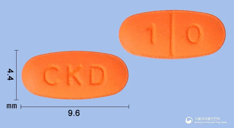 야일라정10밀리그램(바데나필염산염) 앞뒤 사진 (주황색 타원형, 각인 CKD / 1 0)