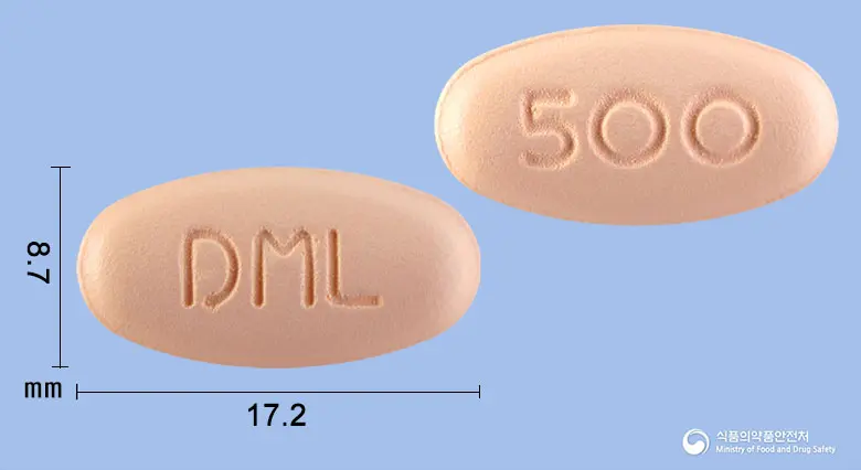 하이레보정500밀리그램(레보플록사신수화물) 앞뒤 사진 (분홍색 타원형, 각인 DML / 500)