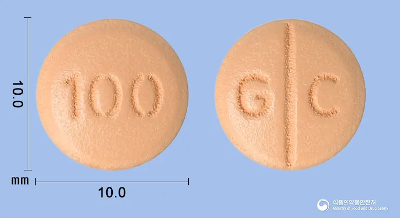 네오시타정100밀리그램(시타글립틴염산염수화물) 앞뒤 사진 (분홍색 원형, 각인 100 / G C)