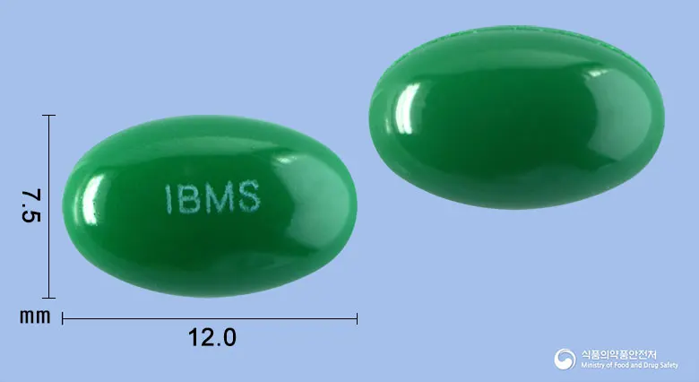 모닝톡에스장용연질캡슐 앞뒤 사진 (초록색 캡슐, 각인 IBMS)