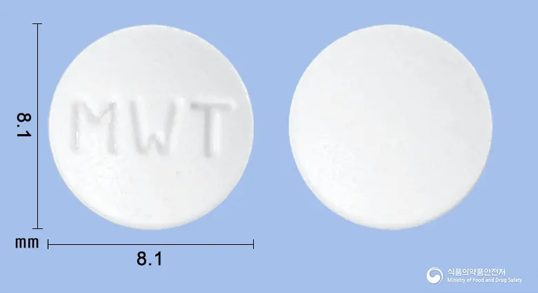 멜라웰서방정2밀리그램(멜라토닌) 앞뒤 사진 (흰색 원형, 각인 MWT)
