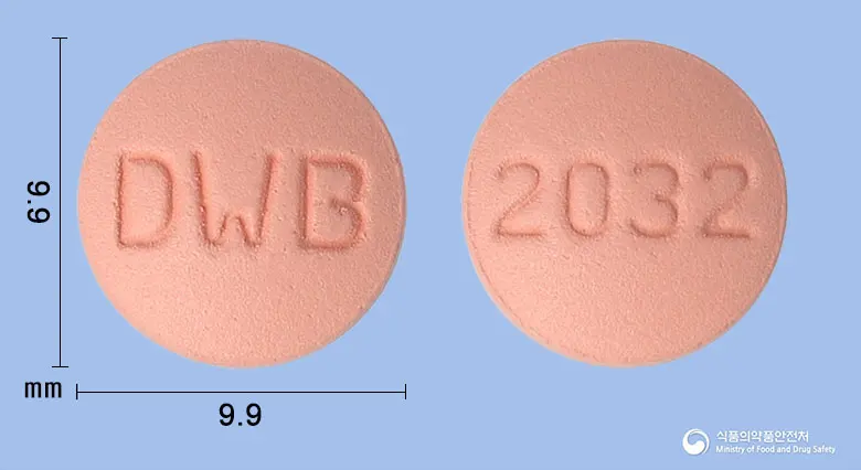 칸데칸듀오정20/32밀리그램 앞뒤 사진 (분홍색 원형, 각인 DWB / 2032)