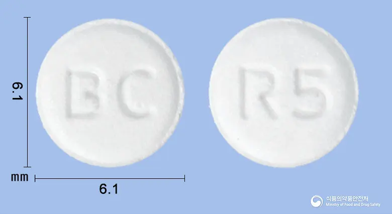 수바로오디정5밀리그램(로수바스타틴칼슘(미분화)) 앞뒤 사진 (흰색 원형, 각인 BC / R5)